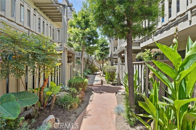 Detail Gallery Image 25 of 27 For 3265 Santa Fe Ave #60,  Long Beach,  CA 90810 - 2 Beds | 1 Baths
