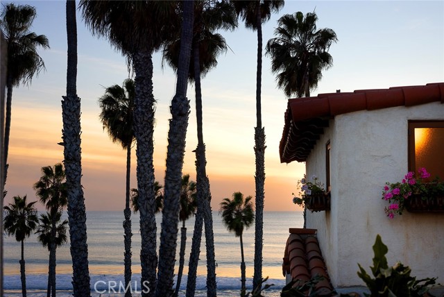 606 Avenida Victoria, San Clemente CA: https://media.crmls.org/medias/1d7bdfa8-9a1c-4c1f-90a3-fb919de3ad9a.jpg