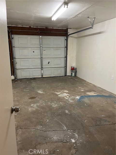 One car garage