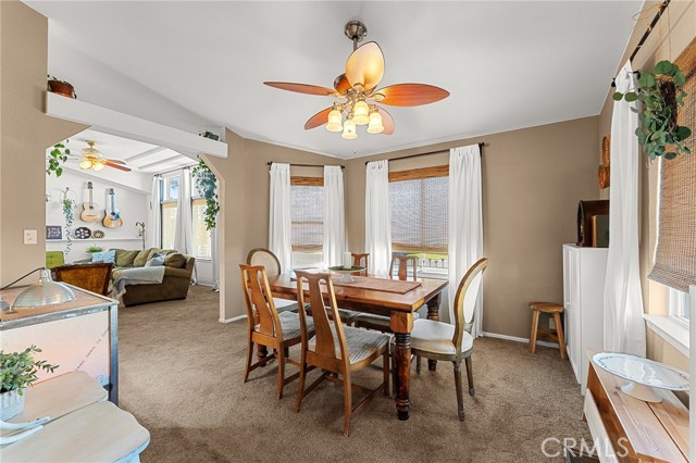 Detail Gallery Image 9 of 40 For 140 W Pioneer #133,  Redlands,  CA 92374 - 2 Beds | 2 Baths