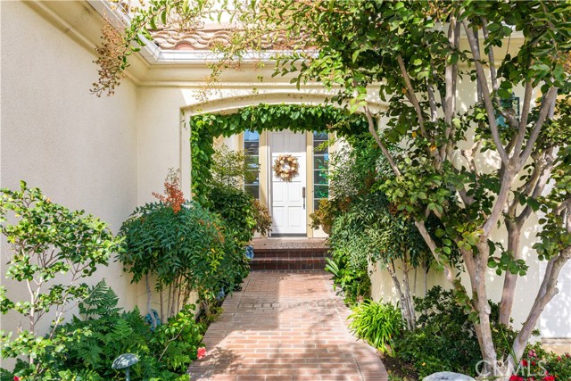 12665 Stanton, Tustin CA: https://media.crmls.org/medias/1d7cc1eb-0f84-471d-bbcf-628862bf868f.jpg