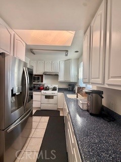 Detail Gallery Image 8 of 15 For 1022 E Birchcroft St, Arcadia,  CA 91006 - 4 Beds | 3 Baths