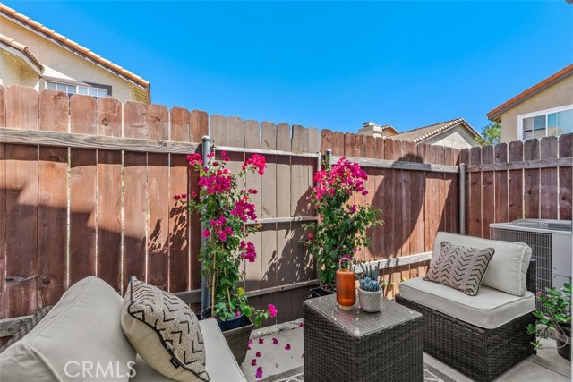 Detail Gallery Image 27 of 27 For 333 E Phillips Bld, Pomona,  CA 91766 - 3 Beds | 2/1 Baths