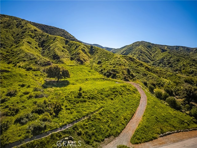 15902 Hope Street, Silverado Canyon CA: https://media.crmls.org/medias/1d7e38ed-bc16-40d3-bcbc-decd9b766561.jpg