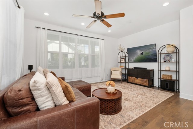 Detail Gallery Image 13 of 66 For 24 Vasto St, Rancho Mission Viejo,  CA 92694 - 4 Beds | 3/1 Baths