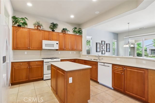 Detail Gallery Image 11 of 64 For 5545 Corte Vallarta, Hemet,  CA 92545 - 2 Beds | 2 Baths