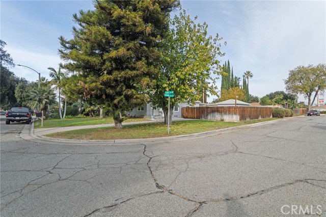 Detail Gallery Image 3 of 22 For 3469 Verde St, Riverside,  CA 92504 - 3 Beds | 1 Baths