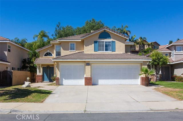 Detail Gallery Image 3 of 46 For 14006 Plum Hollow, Chino Hills,  CA 91709 - 4 Beds | 3/1 Baths