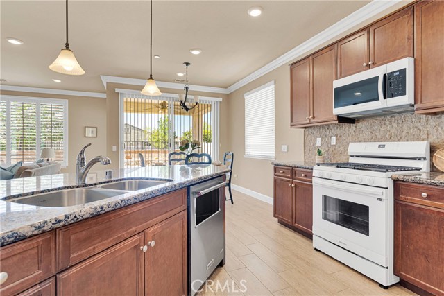 Detail Gallery Image 10 of 34 For 11274 Camden St, Apple Valley,  CA 92308 - 2 Beds | 2 Baths