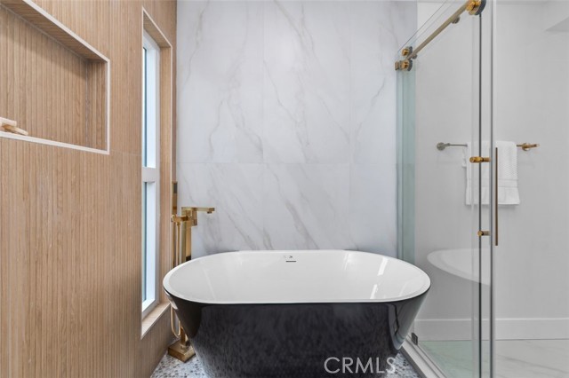 Detail Gallery Image 27 of 52 For 1 Rainbow Falls, Irvine,  CA 92603 - 4 Beds | 3 Baths