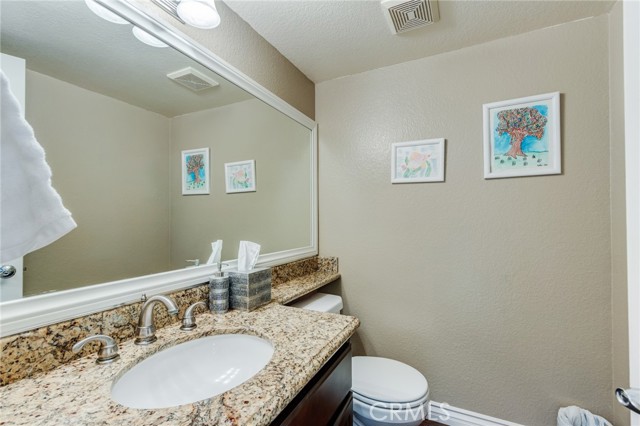 Detail Gallery Image 20 of 63 For 41 Royal Tern Ln, Aliso Viejo,  CA 92656 - 4 Beds | 2/1 Baths