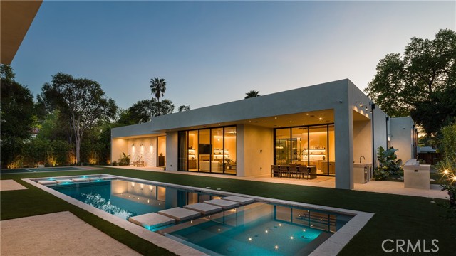 5824 Manton Avenue, Woodland Hills CA: https://media.crmls.org/medias/1d8424e2-f0c5-41e5-bc92-06cec7ed0470.jpg
