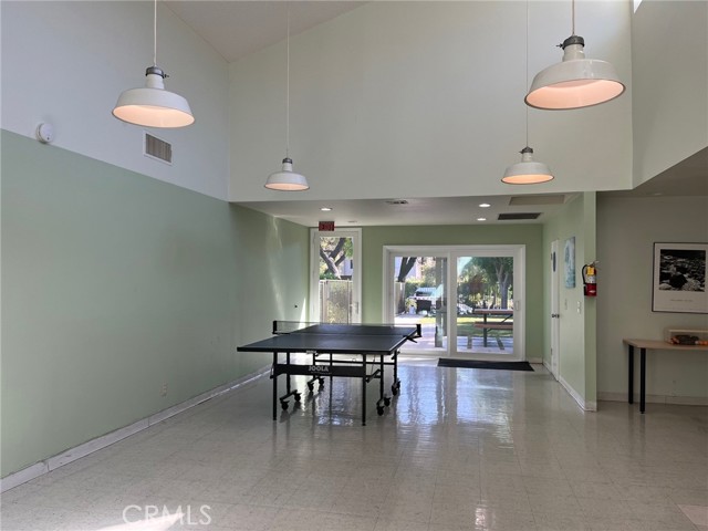 Detail Gallery Image 31 of 39 For 4816 Hollow Corner Rd #159,  Culver City,  CA 90230 - 3 Beds | 2 Baths