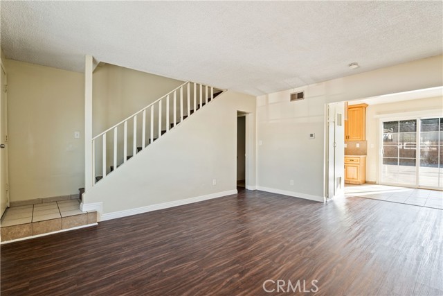 428 Mountain View, Long Beach CA: https://media.crmls.org/medias/1d849831-eb95-4c0e-906c-a7dec291c590.jpg