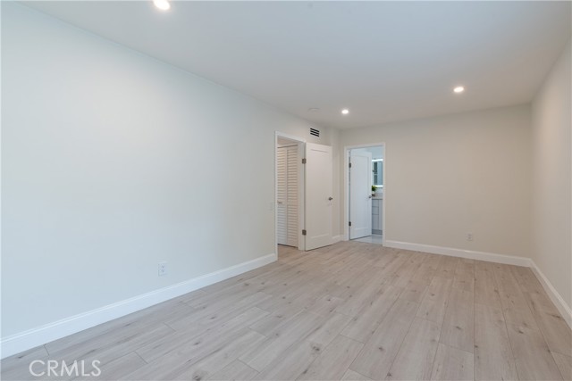 Detail Gallery Image 13 of 27 For 6201 Shoup Ave #66,  Woodland Hills,  CA 91367 - 1 Beds | 2 Baths