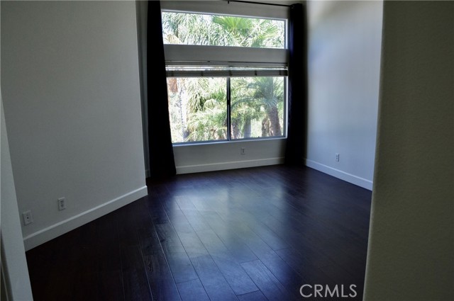 1 Genoa, Laguna Niguel CA: https://media.crmls.org/medias/1d85c509-caed-4266-a4c7-ffd0e80f0e16.jpg