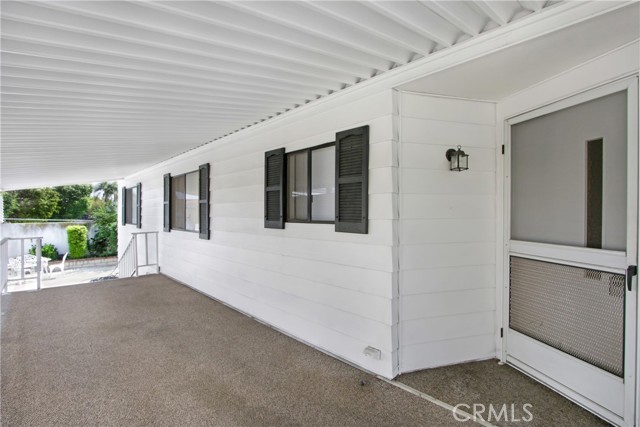 Detail Gallery Image 4 of 21 For 4095 Fruit St #920,  La Verne,  CA 91750 - 2 Beds | 2 Baths