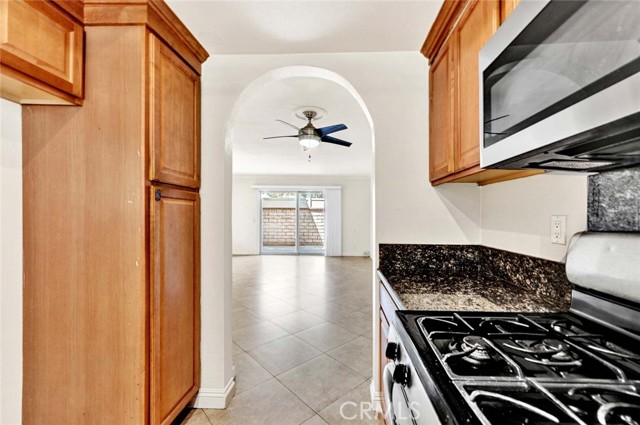 Detail Gallery Image 8 of 34 For 1295 N Kraemer Bld #23,  Placentia,  CA 92870 - 2 Beds | 1 Baths