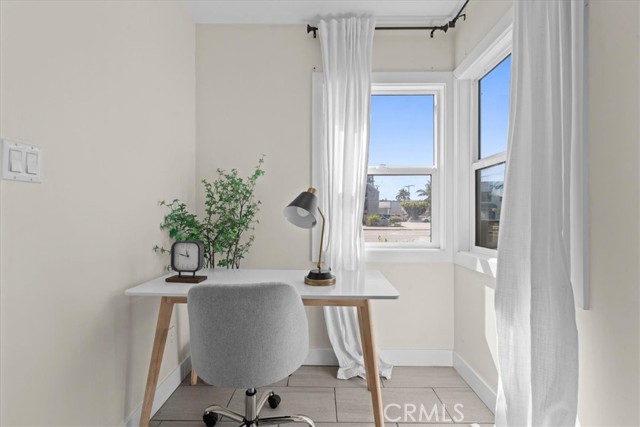 Detail Gallery Image 17 of 39 For 5829 E 2nd, Long Beach,  CA 90803 - – Beds | – Baths