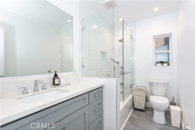 Detail Gallery Image 11 of 15 For 5629 Natick, Sherman Oaks,  CA 91411 - 3 Beds | 2 Baths