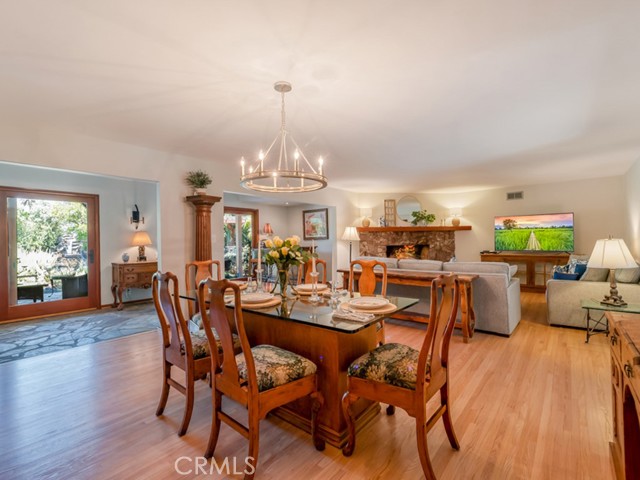 10335 Sylvia Avenue, Porter Ranch CA: https://media.crmls.org/medias/1d8729b2-7735-49f5-a2b2-e7dd53ea98de.jpg