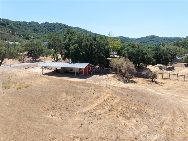 9575 Laurel Road, Atascadero CA: https://media.crmls.org/medias/1d879b4b-037d-4c0e-a320-a63337f7dd70.jpg