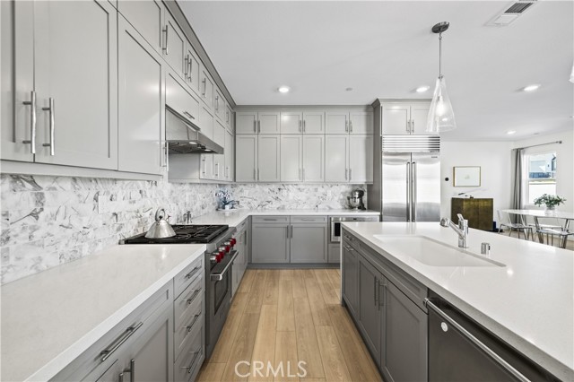 27774 Marquee Drive, Valencia CA: https://media.crmls.org/medias/1d87c45a-7a2a-4899-ad02-3f2dab9fc8e9.jpg