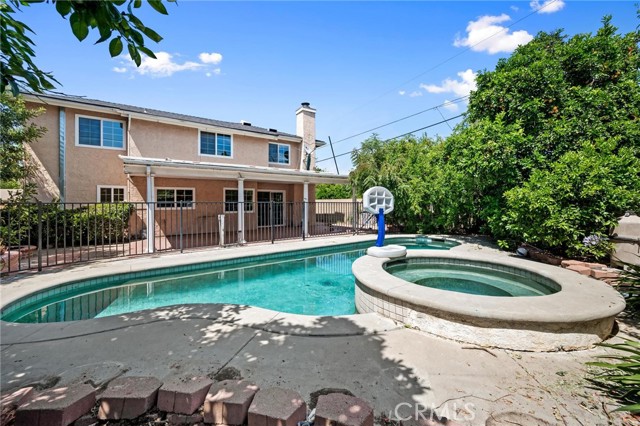 22606 Archwood Street photo 44