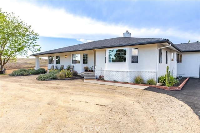3150 Bluegrass Place, Creston CA: https://media.crmls.org/medias/1d883a7f-6d35-4638-85d7-4a82d05fa09b.jpg