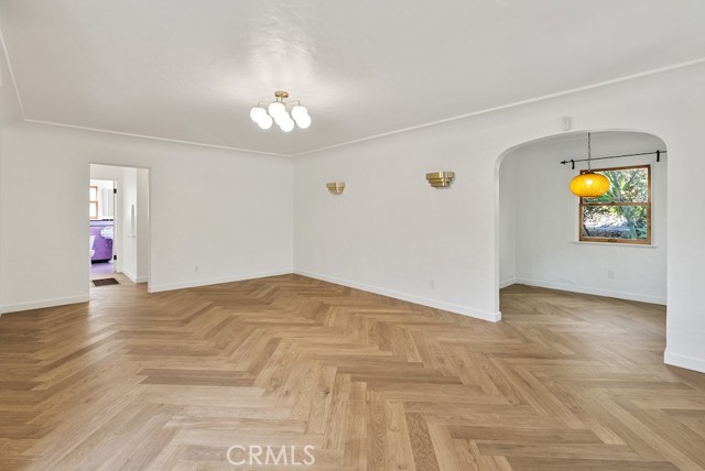 Detail Gallery Image 5 of 37 For 2130 Apex, Los Angeles,  CA 90039 - 3 Beds | 1 Baths