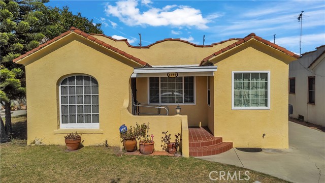 8148 Madison Avenue, South Gate CA: https://media.crmls.org/medias/1d8882ed-c887-4df4-b558-7a4521f4eb78.jpg