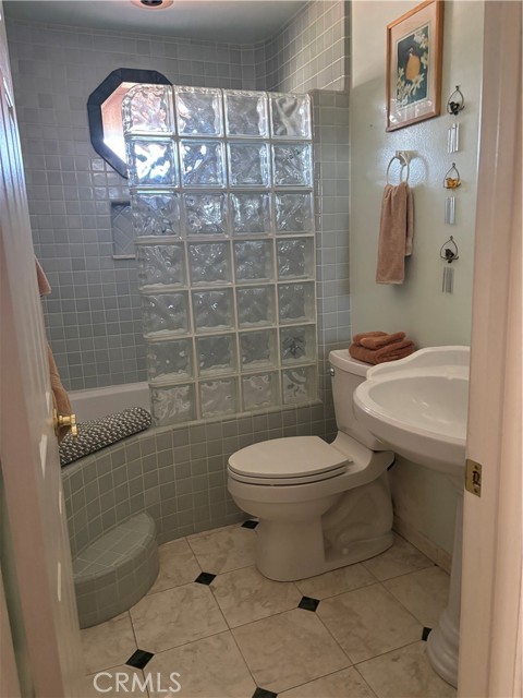 Detail Gallery Image 21 of 35 For 12997 Falcon Pl, Chino,  CA 91710 - 4 Beds | 2/1 Baths