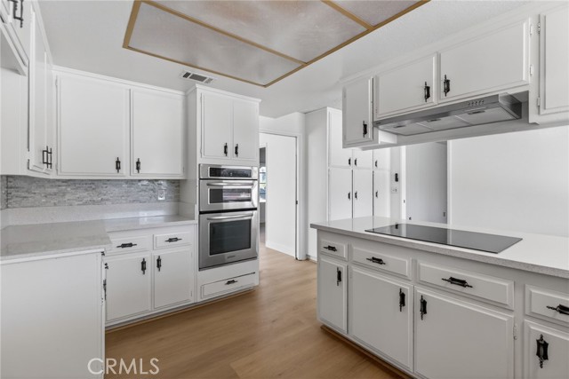 Detail Gallery Image 14 of 43 For 2843 James St, Corona,  CA 92881 - 3 Beds | 2 Baths