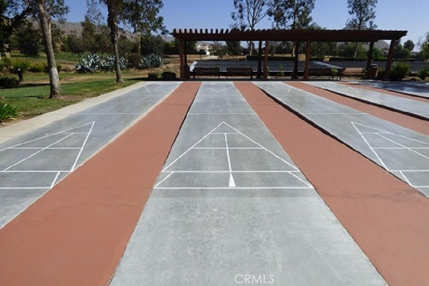 https://media.crmls.org/medias/1d8908f8-ddb0-486e-a282-f012be7dc01e.jpg?preset=X-Large