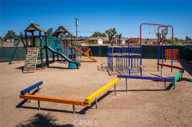 Detail Gallery Image 25 of 32 For 58650 Sun Oro Rd, Yucca Valley,  CA 92284 - 3 Beds | 2 Baths