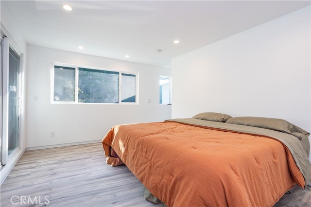 Detail Gallery Image 23 of 45 For 330 S Topanga Canyon Blvd., Topanga,  CA 90290 - 1 Beds | 1 Baths