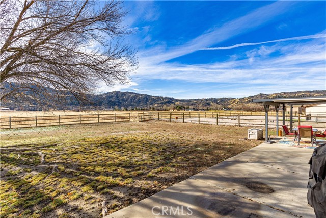 Detail Gallery Image 24 of 29 For 29406 Fawn Way, Tehachapi,  CA 93561 - 3 Beds | 2 Baths