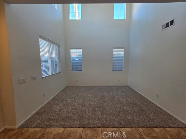 Detail Gallery Image 10 of 25 For 2035 E Harvard Privado, Ontario,  CA 91764 - 3 Beds | 2/1 Baths