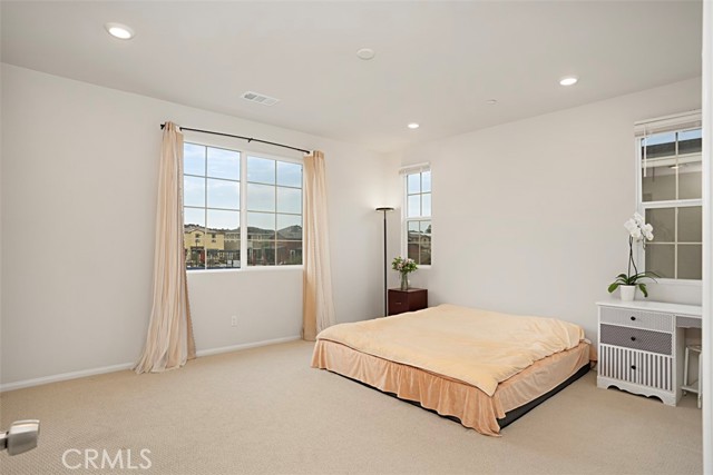 Detail Gallery Image 8 of 18 For 40530 Melrose Dr, Temecula,  CA 92591 - 3 Beds | 2/1 Baths