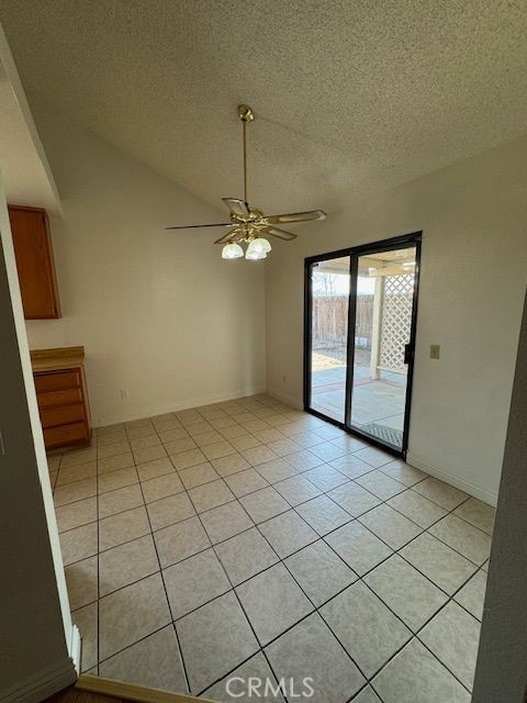 Detail Gallery Image 3 of 7 For 12235 Merrod, Victorville,  CA 92395 - 3 Beds | 2 Baths