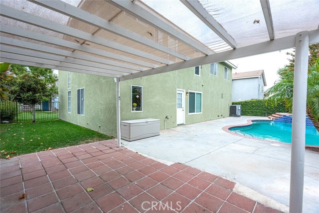 Detail Gallery Image 5 of 27 For 25517 Chisom Ln, Stevenson Ranch,  CA 91381 - 4 Beds | 2/1 Baths