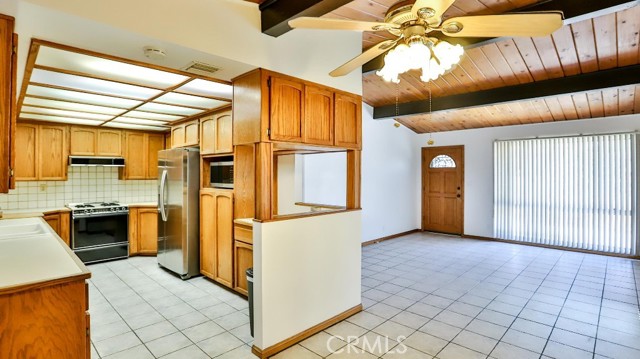 Detail Gallery Image 7 of 21 For 17625 E Brookport St, Covina,  CA 91722 - 4 Beds | 2 Baths