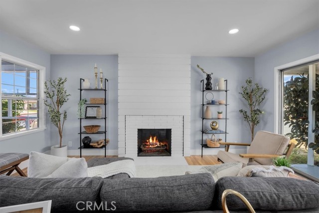 Detail Gallery Image 4 of 25 For 13204 S Wilton Pl, Gardena,  CA 90249 - 3 Beds | 2 Baths