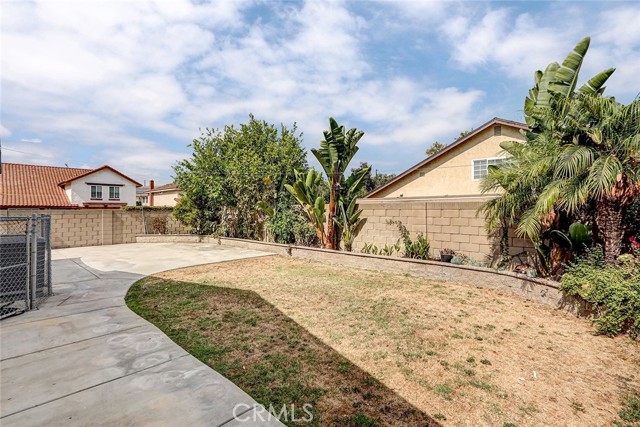 20102 Plaza De Madrid, Cerritos CA: https://media.crmls.org/medias/1d8d3c32-9d1d-45eb-9902-9cad6bb0d42e.jpg