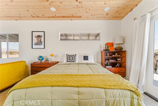 79124 Valle Vista Road, 29 Palms CA: https://media.crmls.org/medias/1d8d5738-97a9-4714-b8a8-188a351ff513.jpg