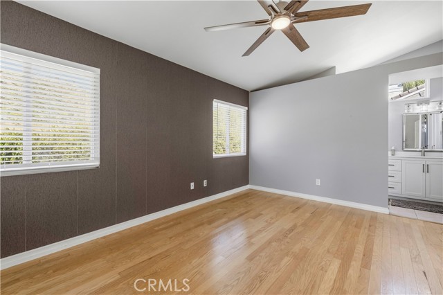 Detail Gallery Image 39 of 66 For 28245 Stonington, Saugus,  CA 91350 - 4 Beds | 3 Baths