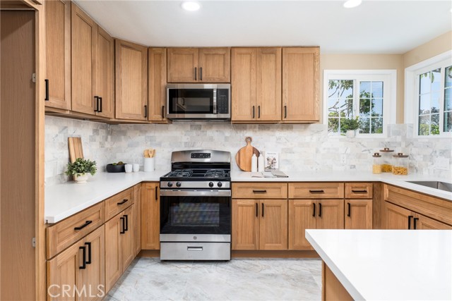 4503 N Glenvina Avenue, Covina CA: https://media.crmls.org/medias/1d8f06a8-4885-4939-ac54-40d11ab2e9f6.jpg