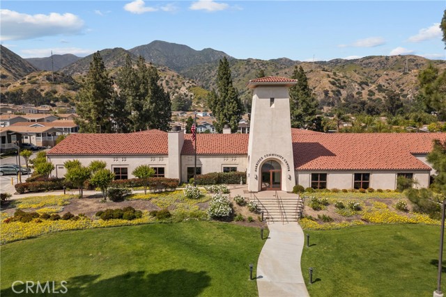 15455 Glenoaks Boulevard, Sylmar CA: https://media.crmls.org/medias/1d8f5cb5-3ac7-438a-9028-333926e62dbe.jpg