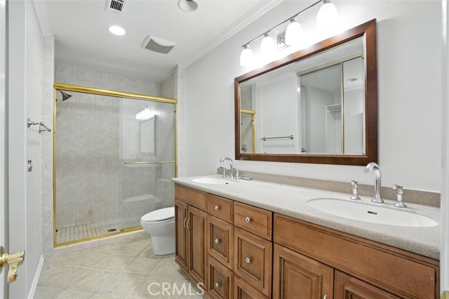 21434 Cypresswood, Lake Forest CA: https://media.crmls.org/medias/1d90d54f-3632-47be-b792-09efd3339ca2.jpg