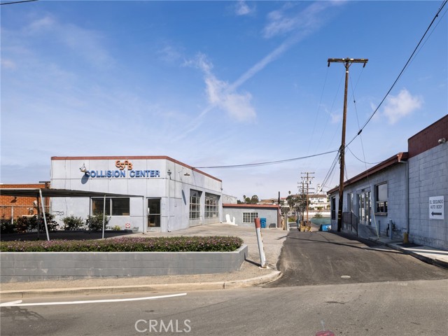 Image 29 of 41 For 713 El Segundo Boulevard